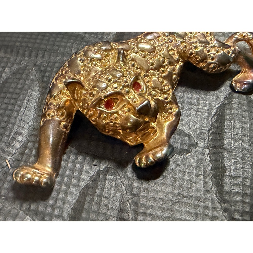 Leopard Brooch Gold Tone Red Eye Big Cat Hat Pin Jewelry Cheetah Panther 90s Vtg